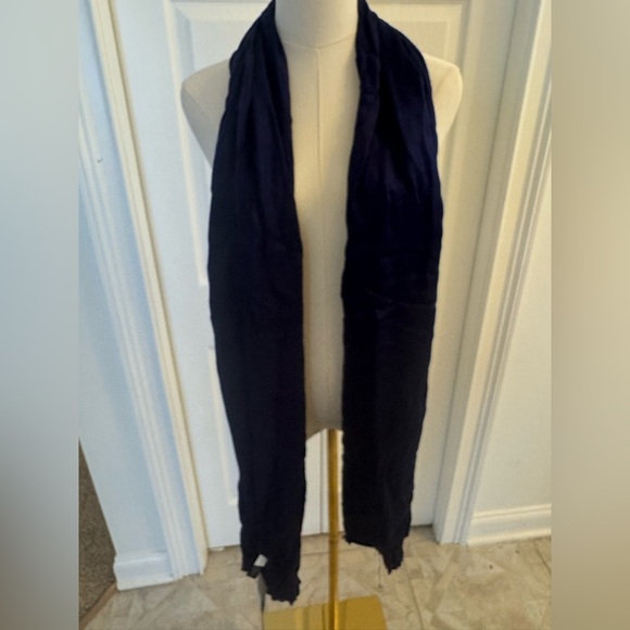 INC Blue Scarf/Pashmina | 20x80 | NWT | Luxe Soft Layer + Versatile Wrap ๐โจ - Picture 2 of 3